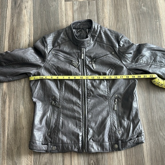 Jou Jou leather jacket - Picture 4 of 6